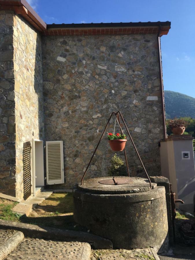 卢卡Casa Pietra Del Sole别墅 外观 照片